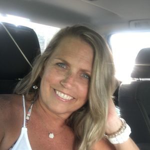 Meet your Posher, Diana